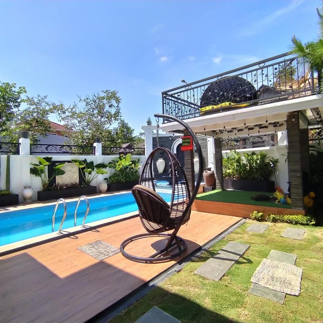 Villa Kota Bunga Malini 7 Cinengangirang Luaran gambar