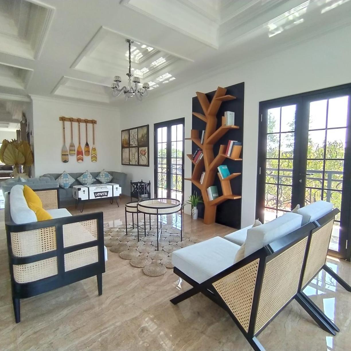 Villa Kota Bunga Malini 7 Cinengangirang Luaran gambar